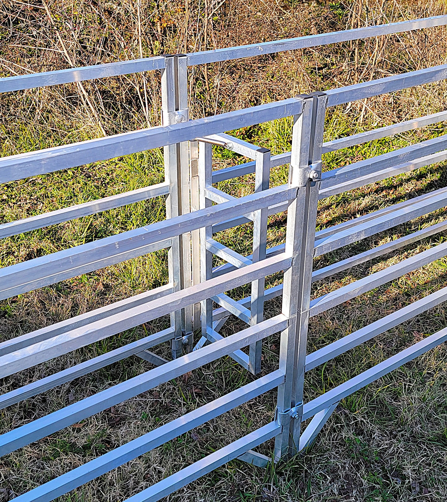 Aluminum Sheep & Goat Anti Backup Gate for Sorting Alley & Pen Systems