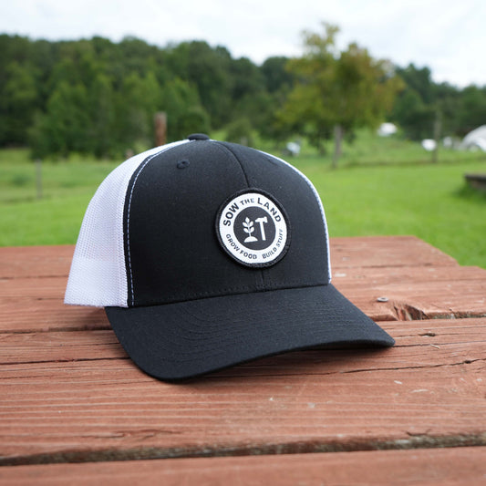 Trucker Mesh Hat (black/white)